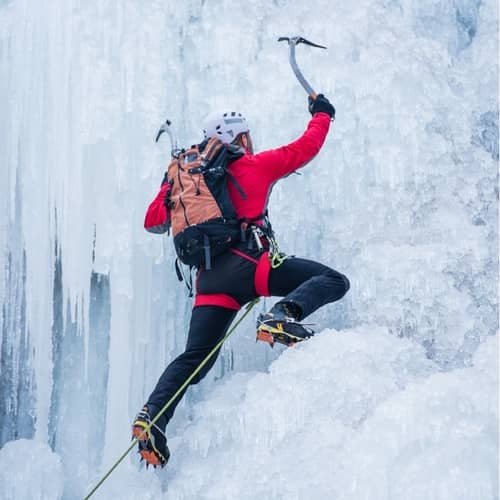 Les différents types d'escalade en alpinisme - Cascade de glace